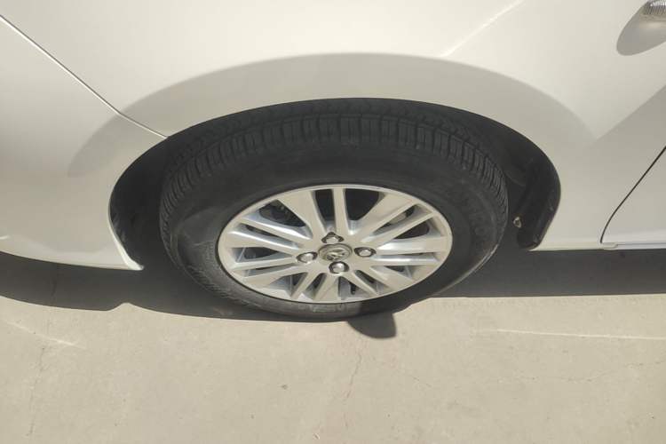 Used Toyota Vios FS 2017 1.3L Manual Fong Xing Edition Left Front Wheel Hub