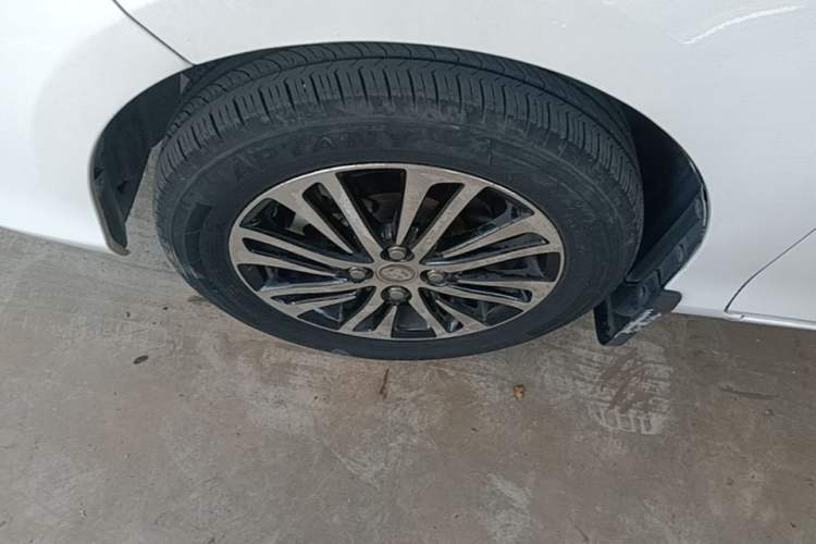 Used Toyota Vios FS 2017 1.5L CVT Fengchi Edition Left Front Wheel Hub