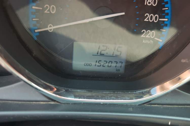 Used Toyota Vios FS 2017 1.5L Manual FENGCHI Edition Odometer Close Up