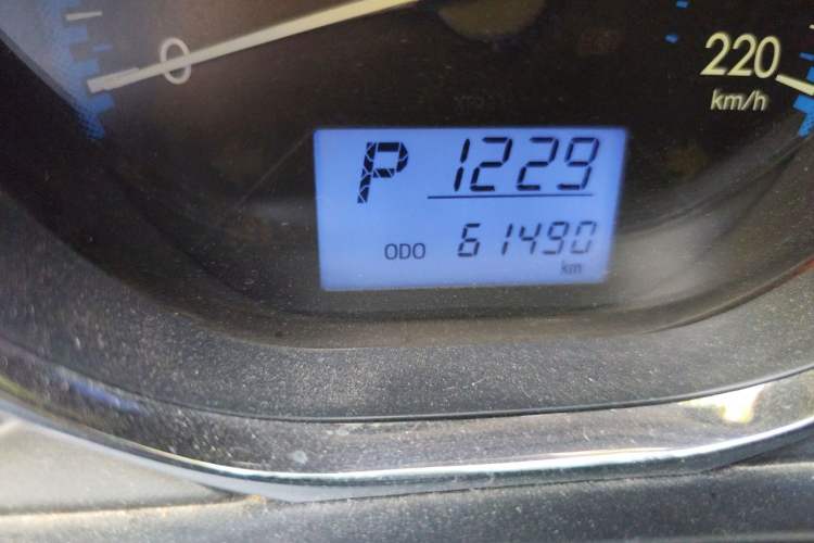 Used Toyota Vios FS 2017 1.5L CVT Fengchi Edition Odometer Close Up