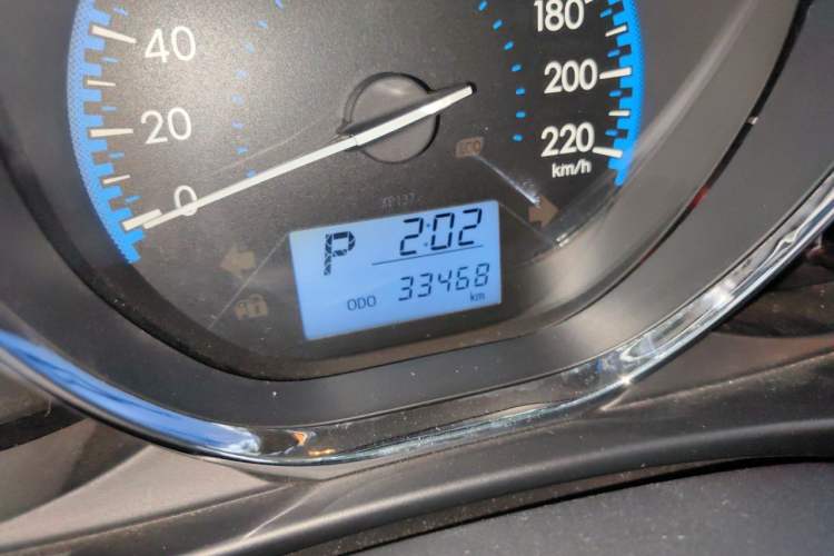 Used Toyota Vios FS 2017 1.5L CVT Trendy Edition Odometer Close Up