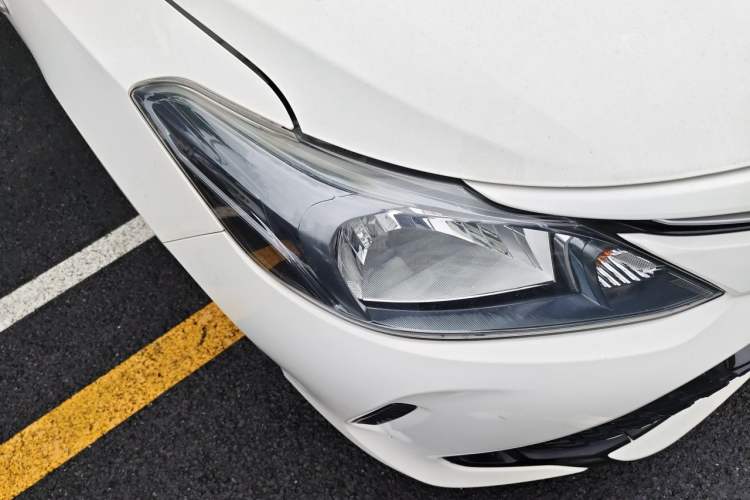 Used Toyota Vios FS 2017 1.5L CVT Trendy Edition Right Front Headlight