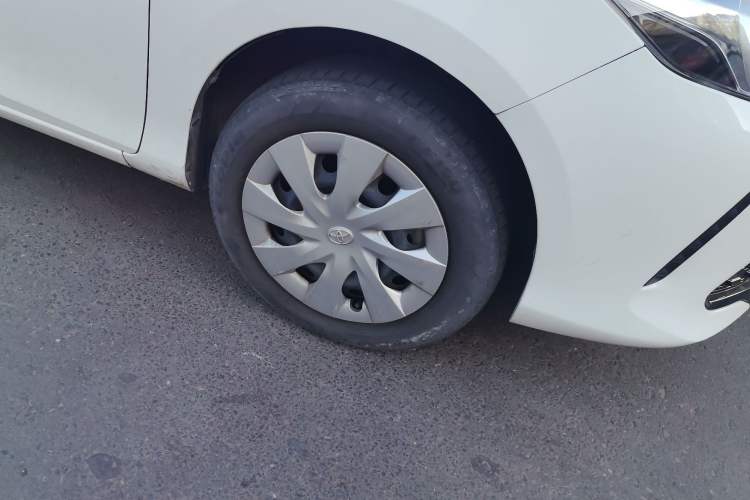Used Toyota Vios FS 2017 1.3L CVT Sharp Edition Right Front Wheel Hub