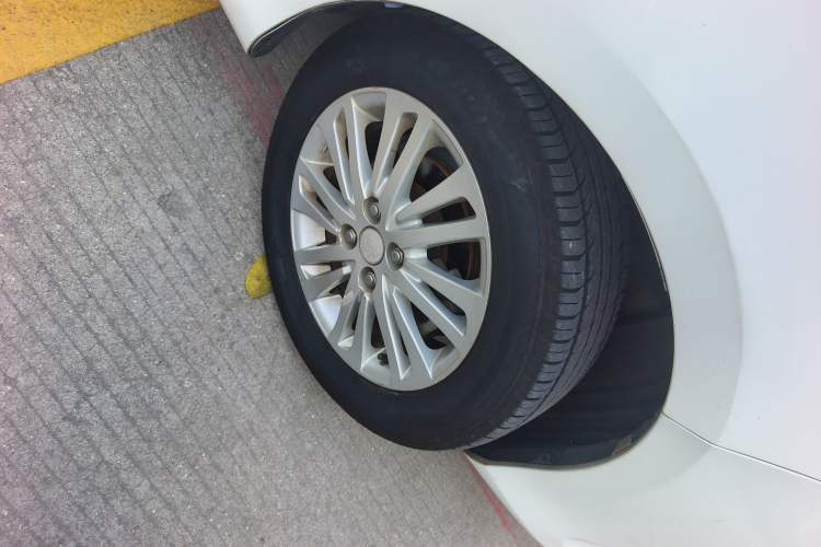 Used Toyota Vios FS 2017 1.5L CVT Fengchi Edition Right Front Wheel Hub
