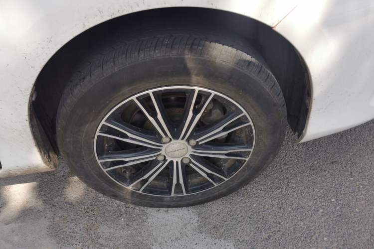 Used Toyota Vios FS 2017 1.5L Manual FENGCHI Edition Right Front Wheel Hub
