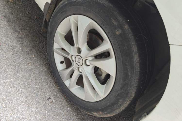 Used Toyota Vios FS 2017 1.5L CVT Fengchi Edition Right Front Wheel Hub