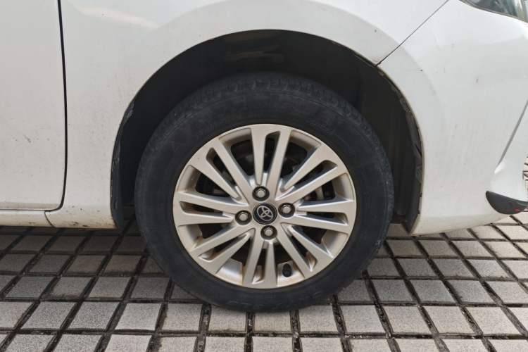 Used Toyota Vios FS 2017 1.5L CVT Trendy Edition Right Front Wheel Hub