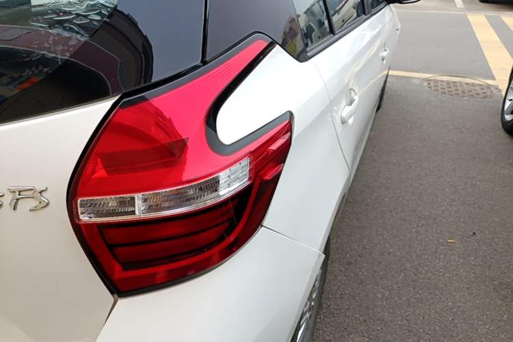 Used Toyota Vios FS 2017 1.5L CVT Fengchi Edition Right Rear Taillight