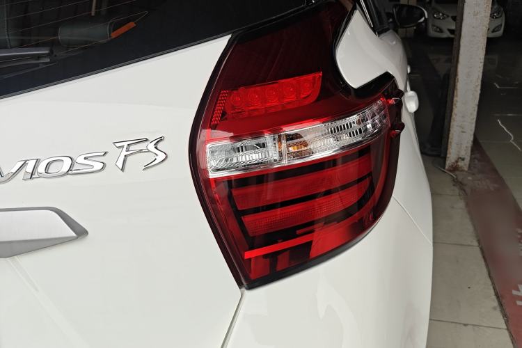Used Toyota Vios FS 2017 1.5L CVT Fengchi Edition Right Rear Taillight
