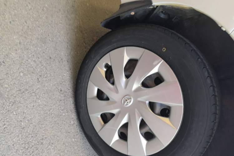 Used Toyota Vios FS 2017 1.5L CVT Fengchi Edition Right Rear Wheel Hub