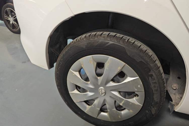 Used Toyota Vios FS 2017 1.5L CVT Fengchi Edition Right Rear Wheel Hub