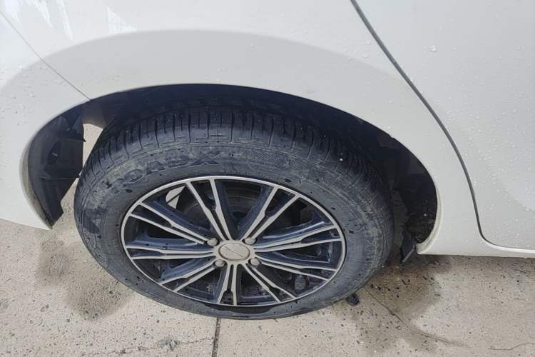 Used Toyota Vios FS 2017 1.5L CVT Fengchi Edition Right Rear Wheel Hub
