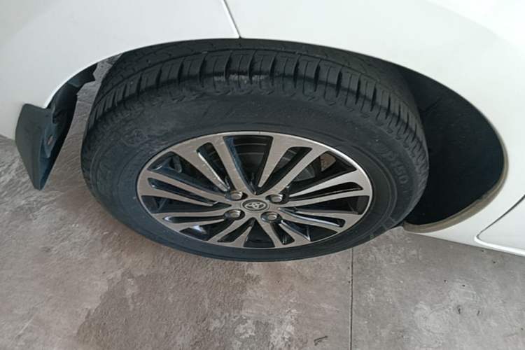 Used Toyota Vios FS 2017 1.5L CVT Fengchi Edition Right Rear Wheel Hub