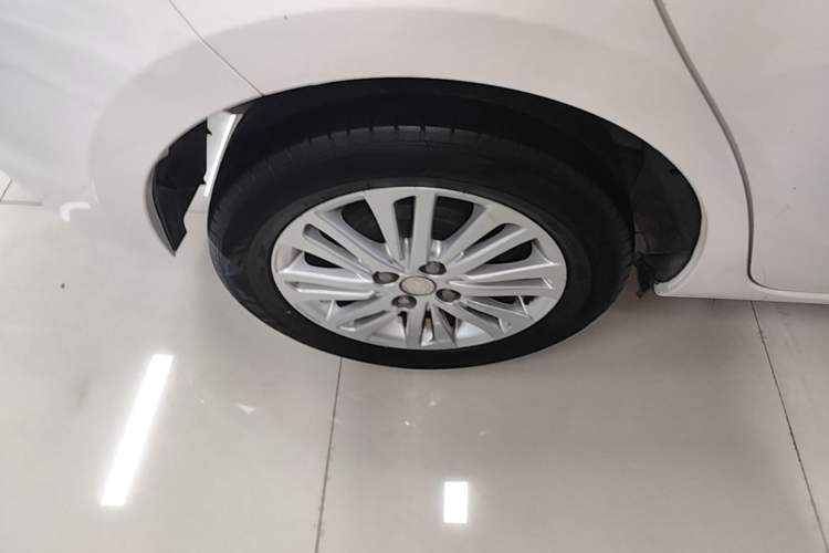 Used Toyota Vios FS 2017 1.5L CVT Fengchi Edition Right Rear Wheel Hub