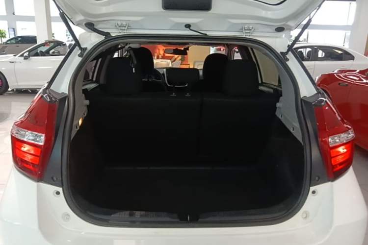 Used Toyota Vios FS 2017 1.5L CVT Fengchi Edition Trunk