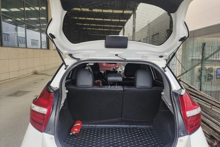 Used Toyota Vios FS 2017 1.5L CVT Fengchi Edition Trunk