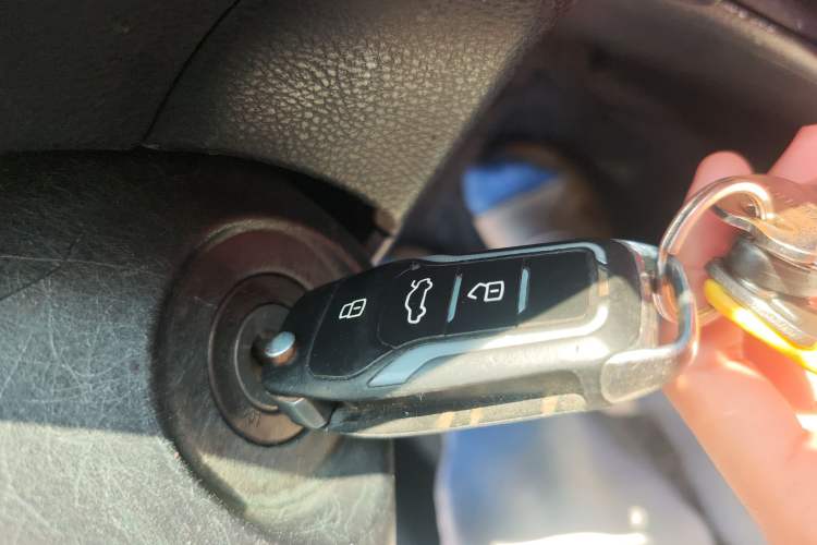 Used Toyota Vios FS 2017 1.5L Manual FENGCHI Edition Vehicle Key