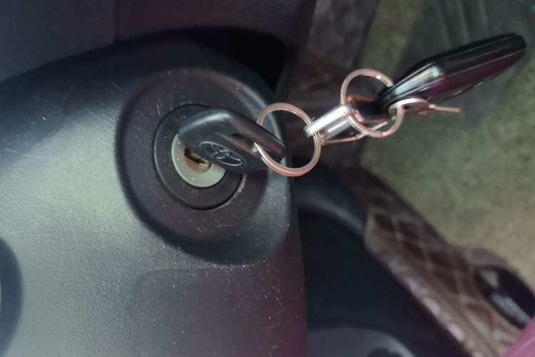Used Toyota Vios FS 2017 1.3L CVT Sharp Edition Vehicle Key