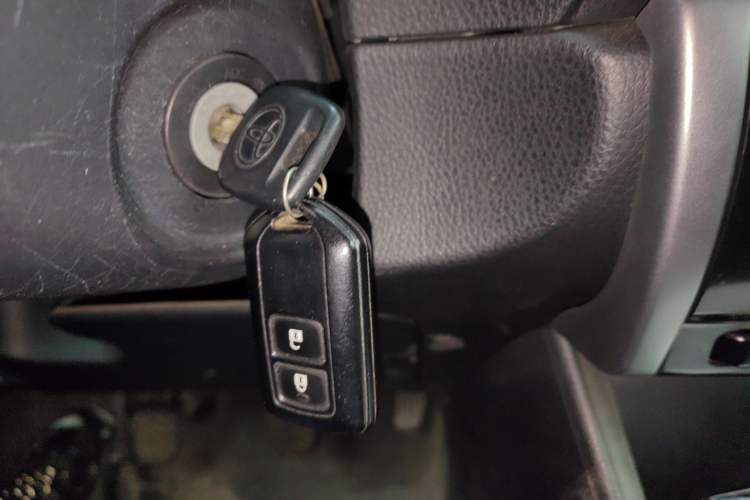 Used Toyota Vios FS 2017 1.3L Manual Sharp Edition Vehicle Key