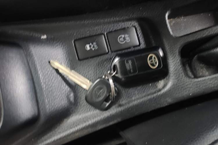 Used Toyota Vios FS 2017 1.5L CVT Fengchi Edition Vehicle Key