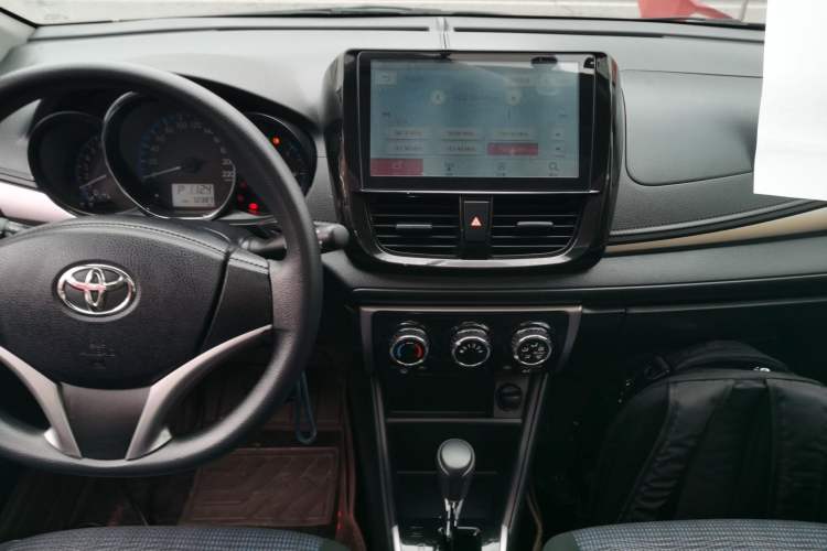 Used Toyota Vios FS 2017 1.5L CVT Trendy Edition Audio And AC Panel