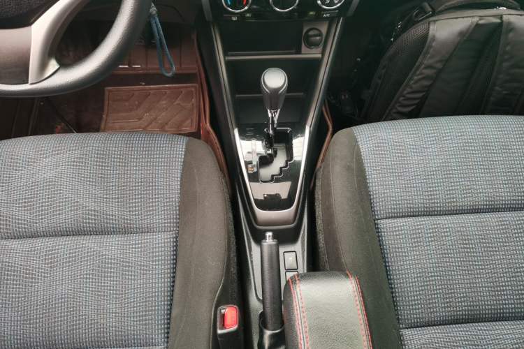 Used Toyota Vios FS 2017 1.5L CVT Trendy Edition Gear Lever
