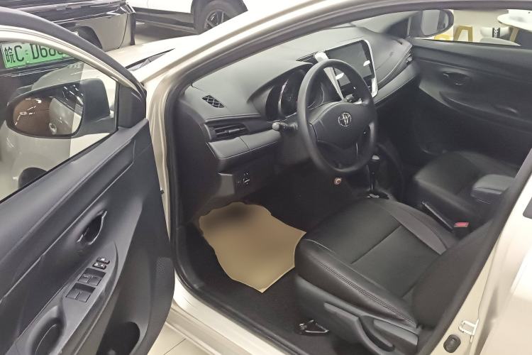 Used Toyota Vios FS 2017 1.5L CVT Fengchi Edition Interior 3