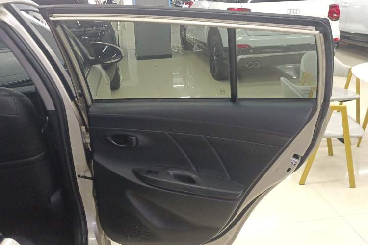 Used Toyota Vios FS 2017 1.5L CVT Fengchi Edition Interior 6