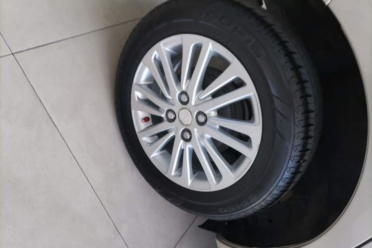 Used Toyota Vios FS 2017 1.5L CVT Fengchi Edition Right Rear Wheel Hub