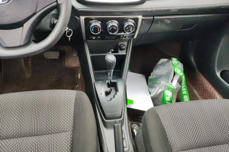 Used Toyota Vios FS 2019 1.5L CVT Fengchi Edition Gear Lever