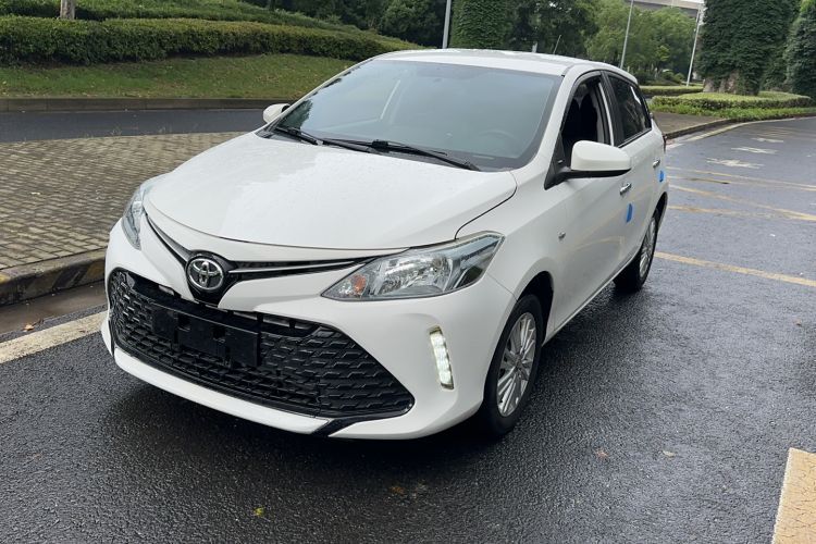 Used Toyota Vios FS 2019 1.5L CVT FENGSHANG Edition Guazi used car, China used car export, Used car for sale, Used cars, Cheapest cars for sale
