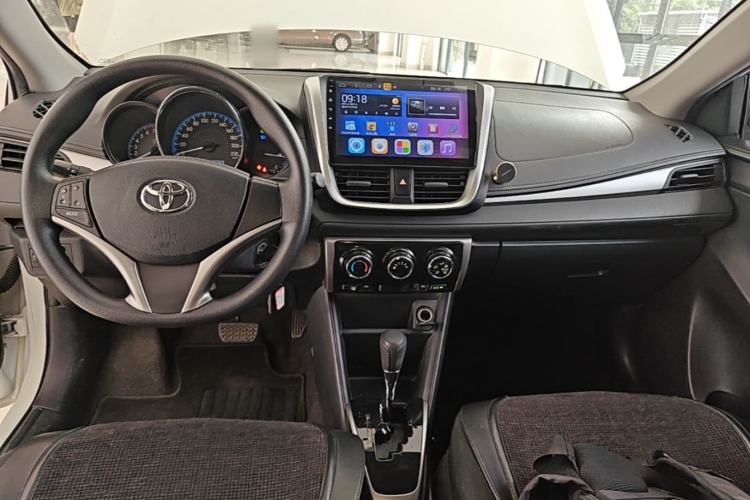 Used Toyota Vios FS 2019 1.5L CVT Trend Edition Center Console