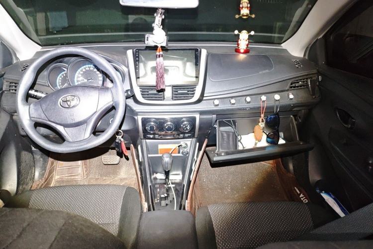 Used Toyota Vios FS 2019 1.5L CVT Fengchi Edition Center Console