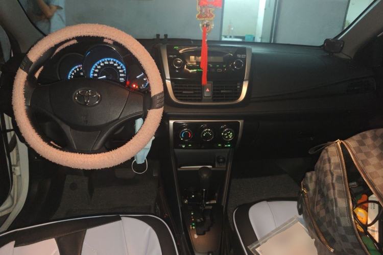 Used Toyota Vios FS 2019 1.5L CVT Fengchi Edition Center Console