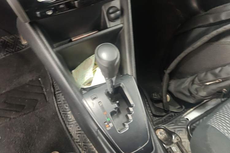 Used Toyota Vios FS 2019 1.5L CVT Fengchi Edition Gear Lever