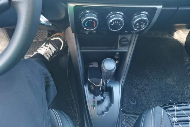 Used Toyota Vios FS 2019 1.5L CVT Fengchi Edition Gear Lever