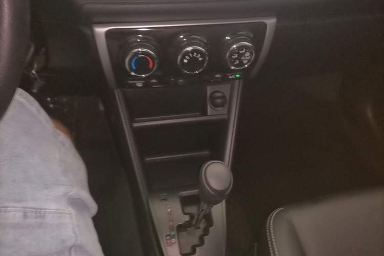 Used Toyota Vios FS 2019 1.5L CVT Fengchi Edition Gear Lever