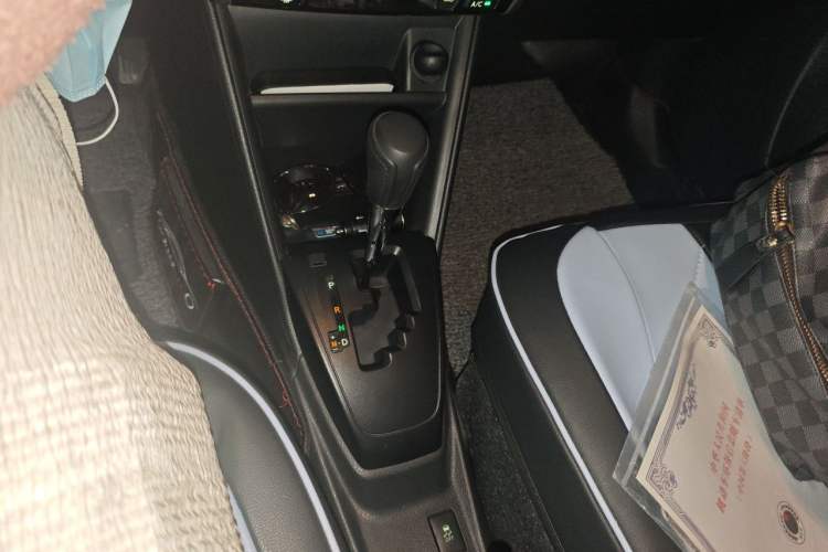 Used Toyota Vios FS 2019 1.5L CVT Fengchi Edition Gear Lever