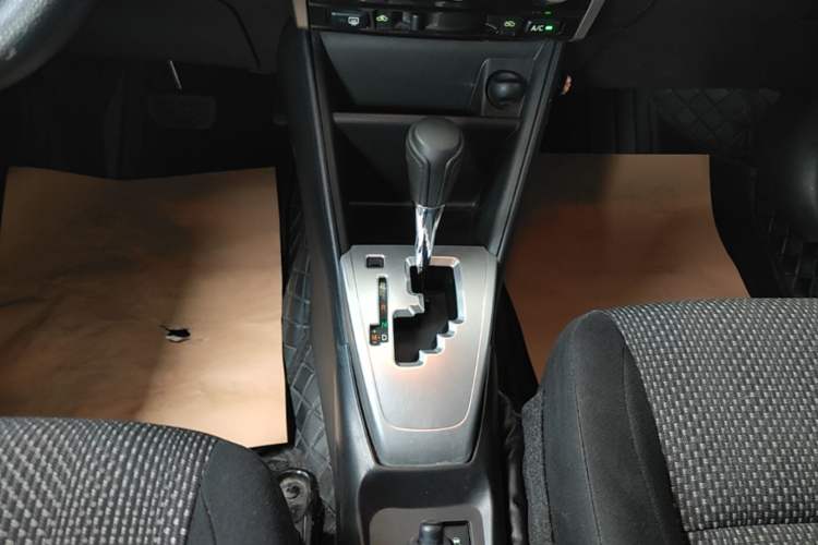 Used Toyota Vios FS 2019 1.5L CVT Fengchi Edition Gear Lever