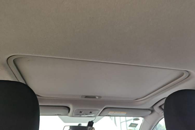 Used Toyota Vios FS 2019 1.5L CVT Trend Edition Headliner