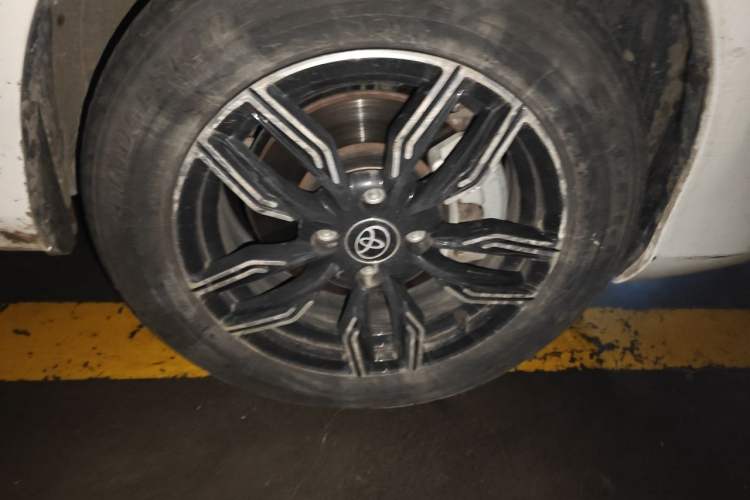 Used Toyota Vios FS 2019 1.5L CVT Fengchi Edition Right Front Wheel Hub