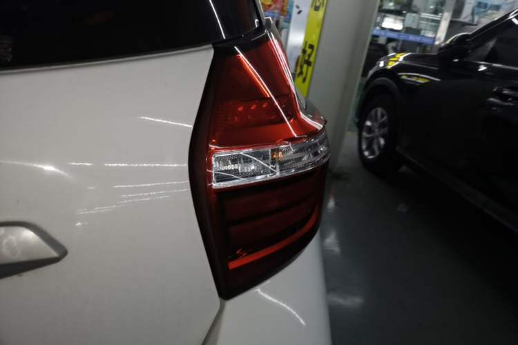 Used Toyota Vios FS 2019 1.5L CVT Fengchi Edition Right Rear Taillight
