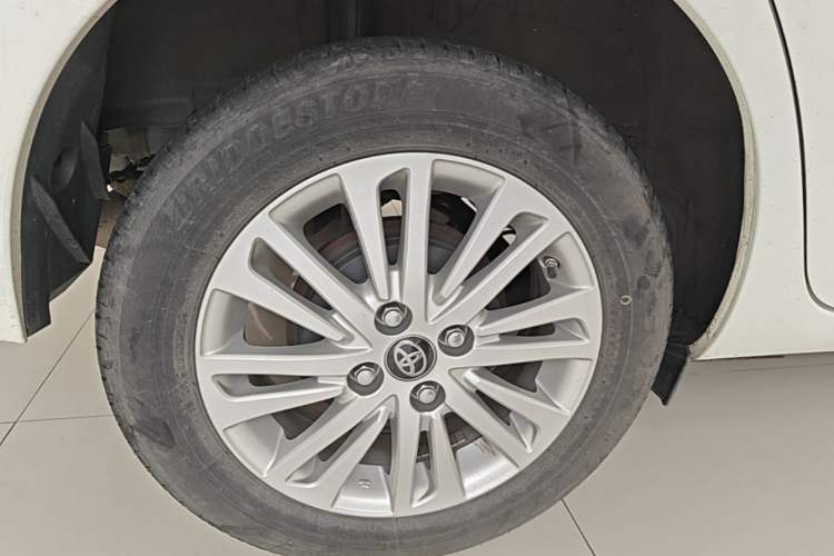 Used Toyota Vios FS 2019 1.5L CVT Trend Edition Right Rear Wheel Hub
