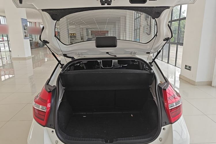 Used Toyota Vios FS 2019 1.5L CVT Trend Edition Trunk