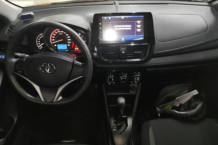 Used Toyota Vios FS 2021 1.5L CVT Fengchi Edition Center Console