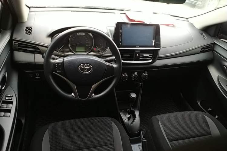 Used Toyota Vios FS 2021 1.5L CVT Fengchi Edition Center Console
