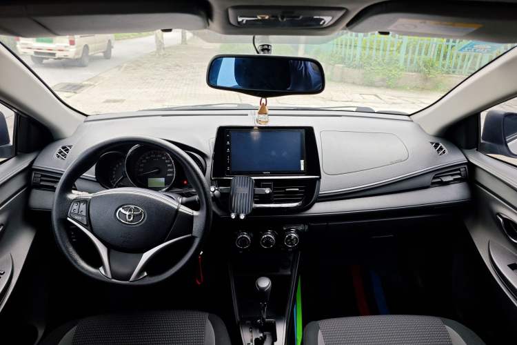 Used Toyota Vios FS 2021 1.5L CVT Fengchi Edition Interior 4