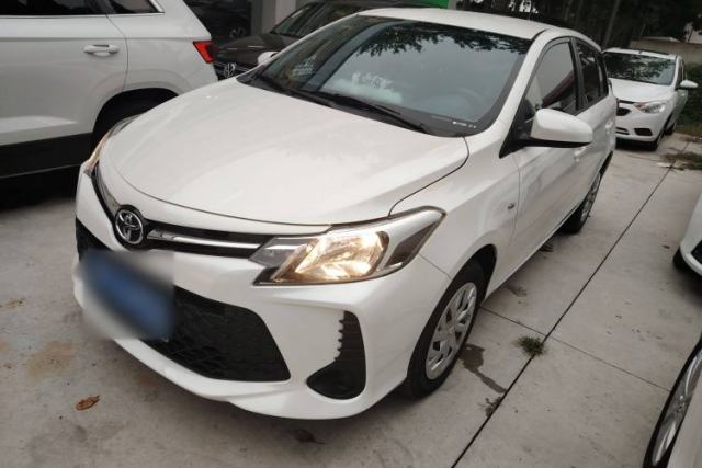 Ojetý Toyota Vios FS 2021 1.5L CVT Fengchi Edition