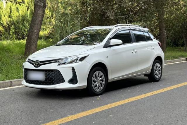 Ojetý Toyota Vios FS 2021 1.5L CVT Fengchi Edition