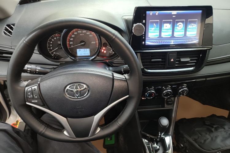 Used Toyota Vios FS 2021 1.5L CVT Fengchi Edition Center Console